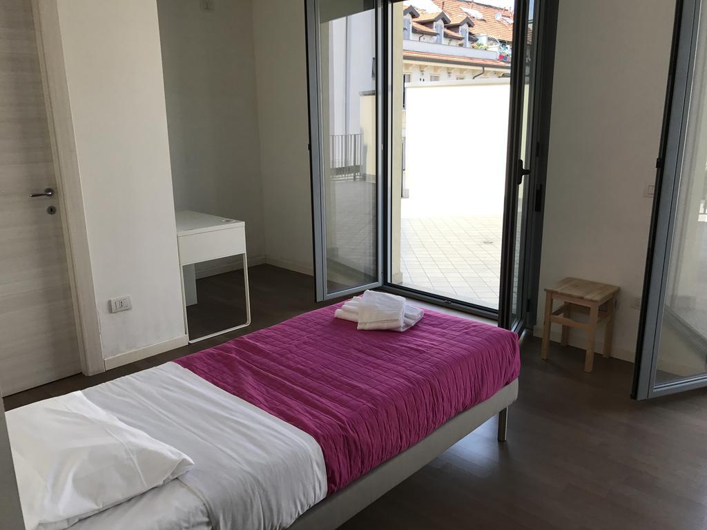 Red Line Apartments Milano Rum bild