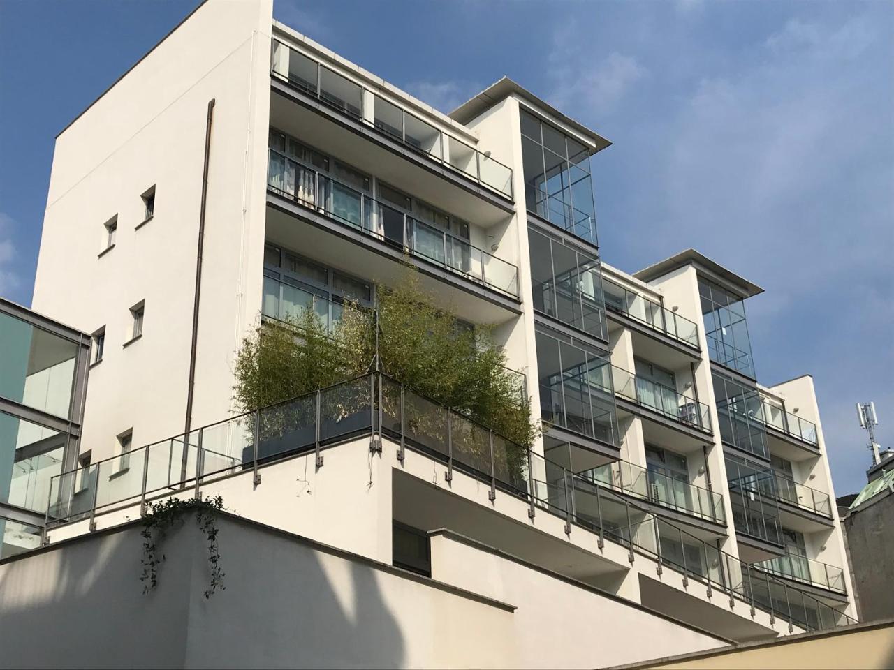 Red Line Apartments Milano Exteriör bild